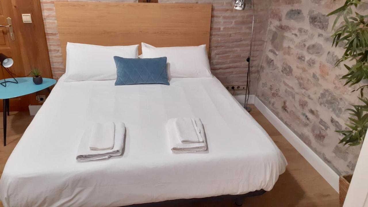 Luxury In Old Town Near Beach By Www,Sansebastianapartments,Es San Sebastian Bagian luar foto